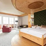 Stock Hotel Finkenberg