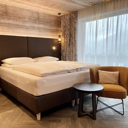Hotel Stock