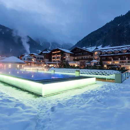 Stock Hotel 5*