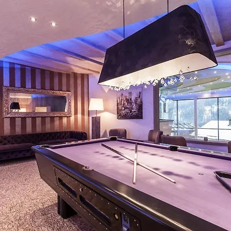 Stock Hotel 5*